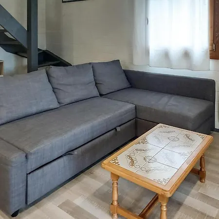 3 Bedroom Amazing In Sainte Croix-volvestre